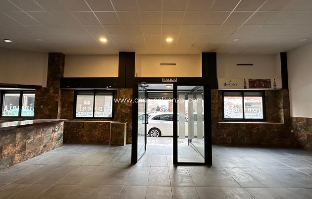 Wiederverkauf - Kommerziell - Torrevieja - Paseo Maritimo