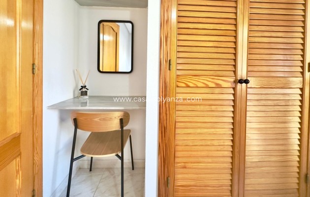 Herverkoop - Appartement / flat - Torrevieja - Playa del Cura