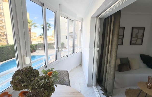 Herverkoop - Appartement / flat - Torrevieja - Playa del Cura