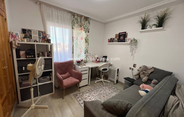 Revente - Appartement - Torrevieja - Aguas nuevas