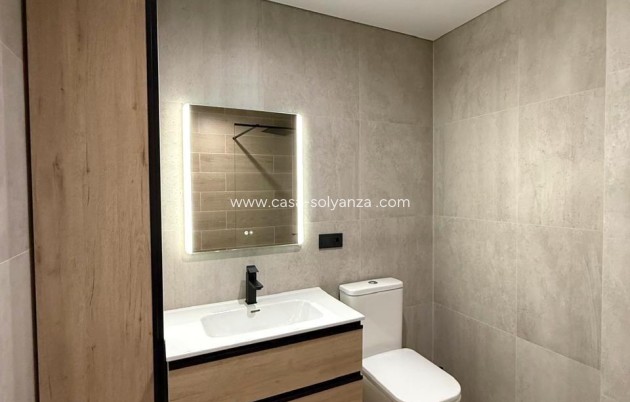 Herverkoop - Appartement / flat - Torrevieja - Paseo Maritimo