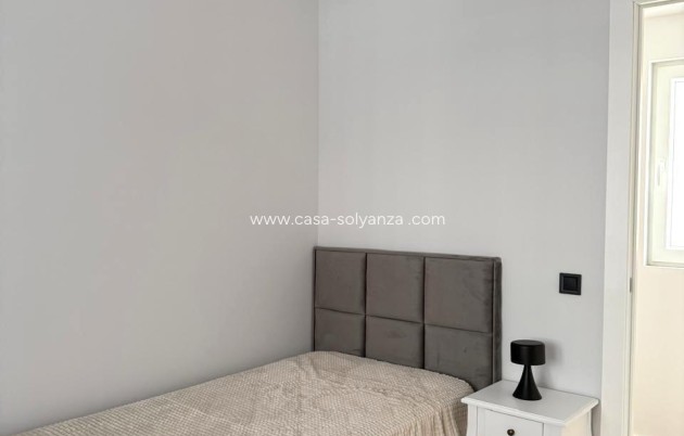 Herverkoop - Appartement / flat - Torrevieja - Paseo Maritimo