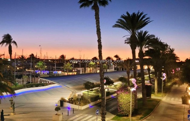 Herverkoop - Appartement / flat - Torrevieja - Paseo Maritimo