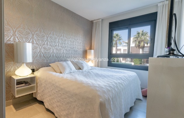 Resale - Apartment / flat - Orihuela Costa - Costa Blanca