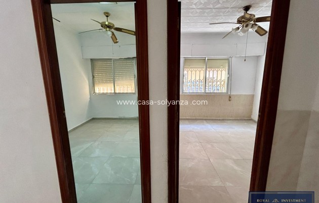 Revente - Appartement - Torrevieja - Center