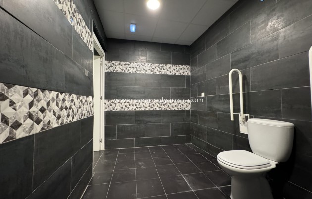 Revente - Commercial - Torrevieja - Costa Blanca