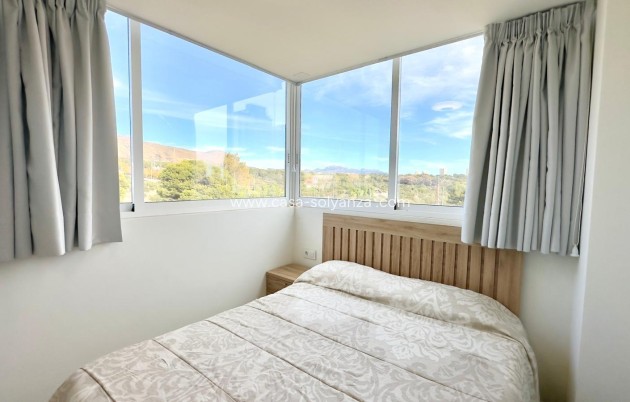 Resale - Apartment / flat - Finestrat