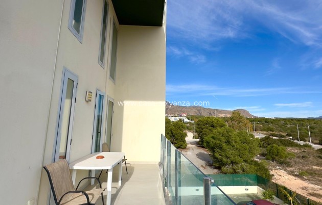 Resale - Apartment / flat - Finestrat