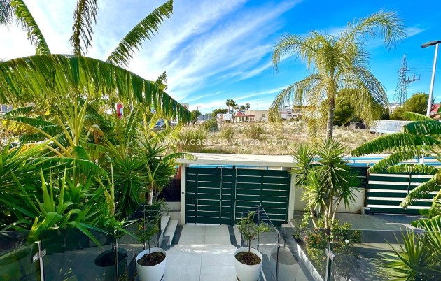 Resale - Apartment / flat - Finestrat