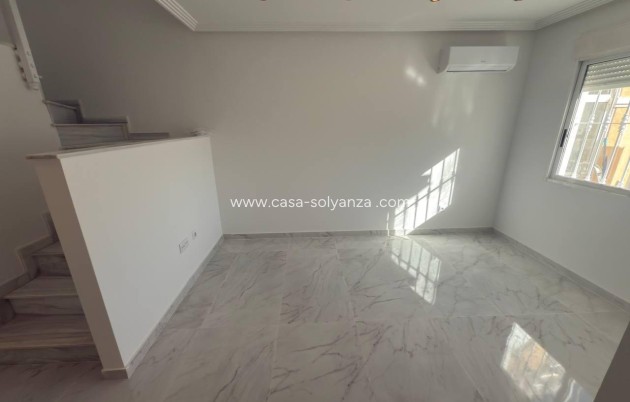 Revente - Maison de ville - Torrevieja - Aguas nuevas