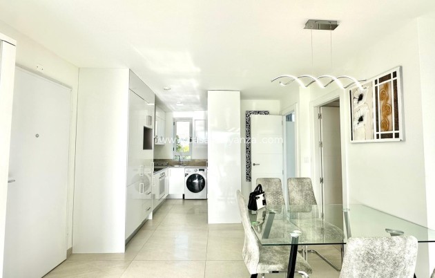 Resale - Apartment / flat - Finestrat