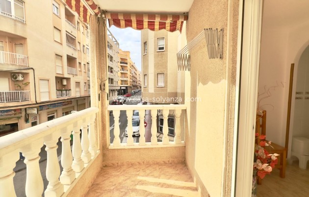 Revente - Appartement - Torrevieja - Center