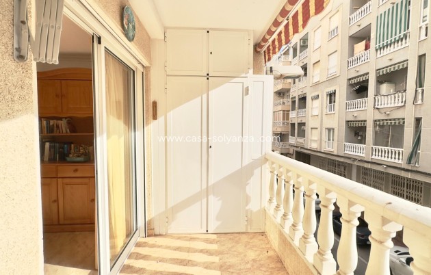 Revente - Appartement - Torrevieja - Center