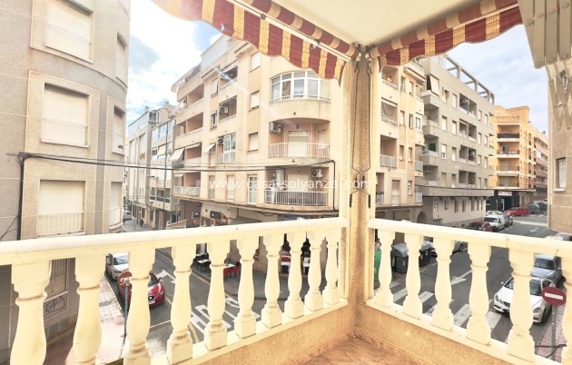 Revente - Appartement - Torrevieja - Center