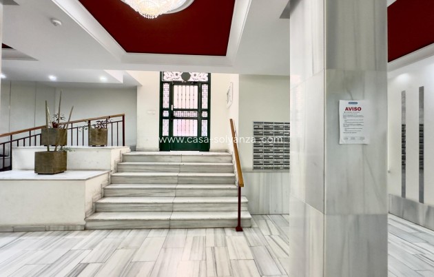 Revente - Appartement - Torrevieja - Center