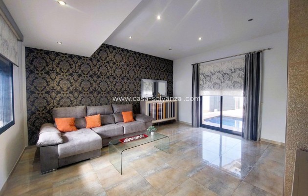 Resale - Villa - Pilar de la Horadada - Costa Blanca