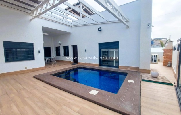 Resale - Villa - Pilar de la Horadada - Costa Blanca