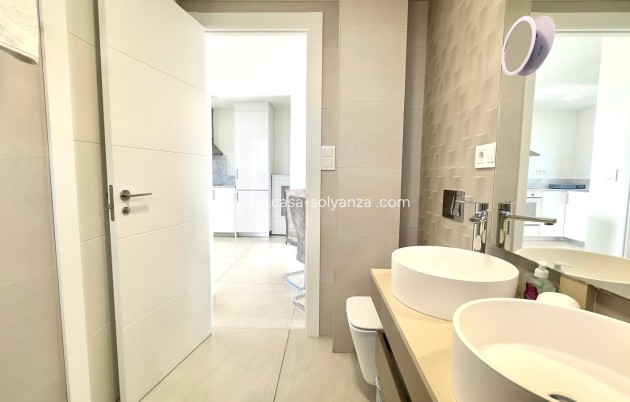 Resale - Apartment / flat - Finestrat