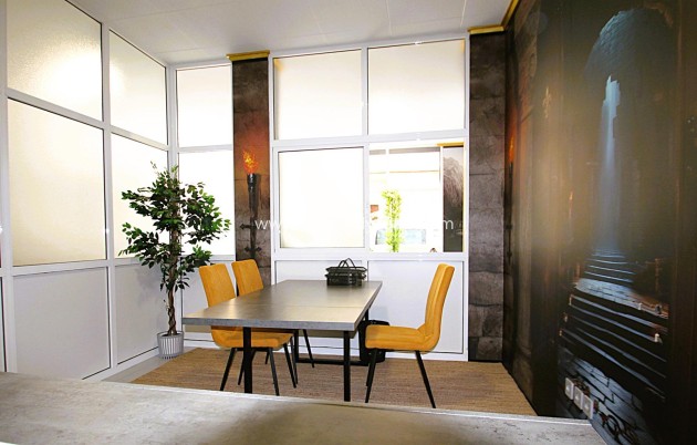 Revente - Commercial - Torrevieja - Las Piscinas Naturales