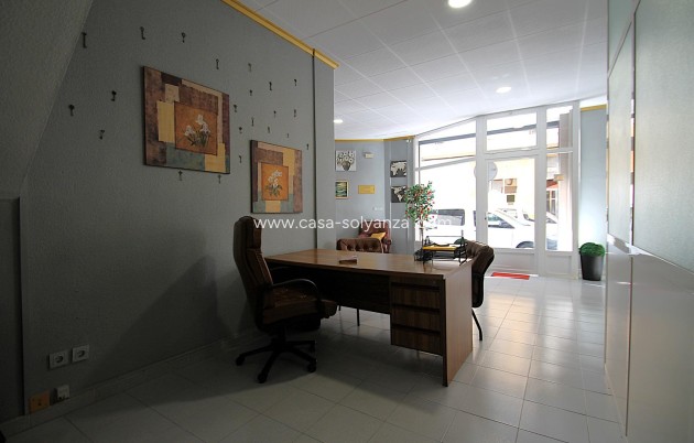 Revente - Commercial - Torrevieja - Las Piscinas Naturales