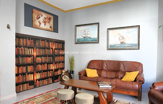 Revente - Commercial - Torrevieja - Las Piscinas Naturales