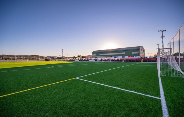 Neue Gebäude - Wohnung - Bigastro - pueblo