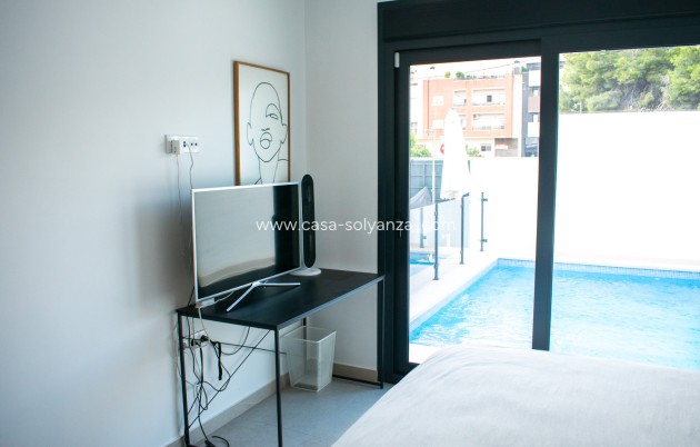 Resale - Villa / Semi detached - Formentera de Segura