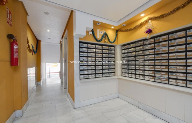 Revente - Appartement - Torrevieja - Playa del Cura