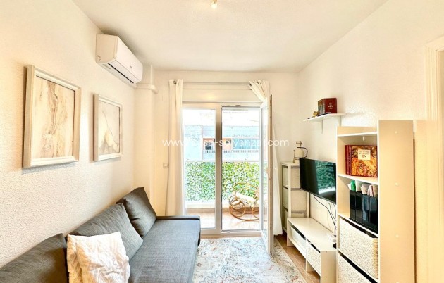 Herverkoop - Appartement / flat - Torrevieja - Center