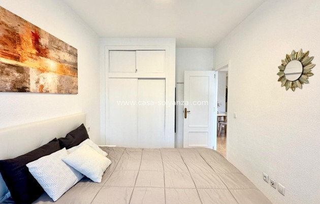Herverkoop - Appartement / flat - Torrevieja - Center