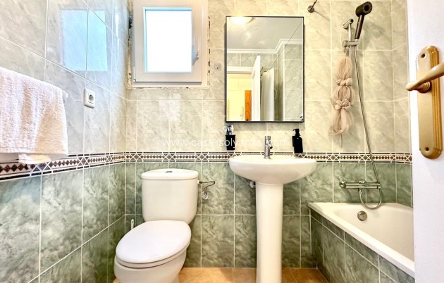 Herverkoop - Appartement / flat - Torrevieja - Center