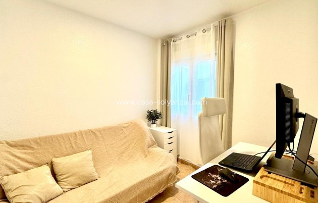 Herverkoop - Appartement / flat - Torrevieja - Center