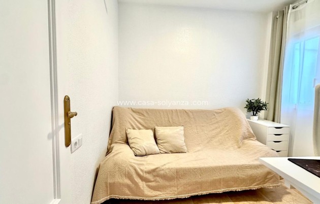 Herverkoop - Appartement / flat - Torrevieja - Center