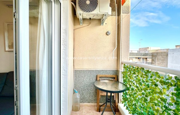 Herverkoop - Appartement / flat - Torrevieja - Center