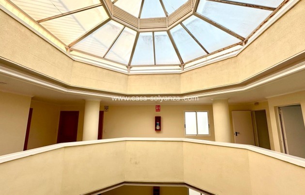 Herverkoop - Appartement / flat - Torrevieja - Center