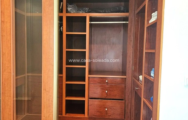 Reventa - Apartamento / piso - Torrevieja - Center