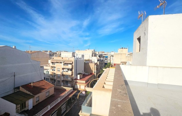 Reventa - Apartamento / piso - Torrevieja - Center