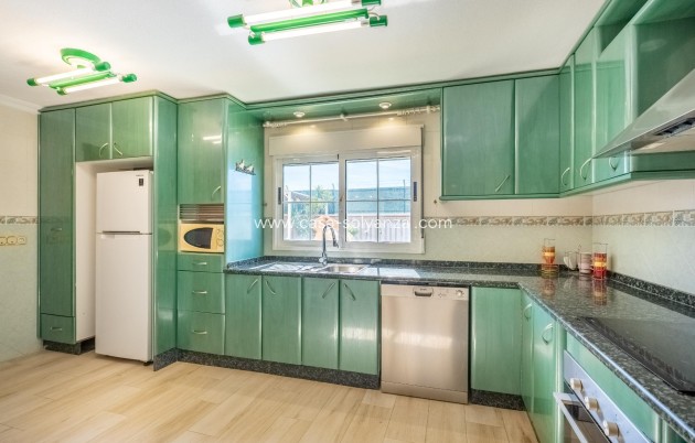 Revente - Villa - Torrevieja - El chaparral