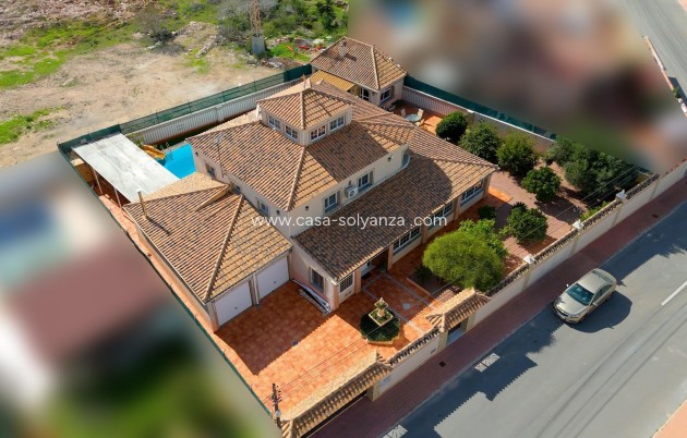 Revente - Villa - Torrevieja - El chaparral
