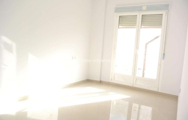 Resale - Apartment / flat - Villena - Inland