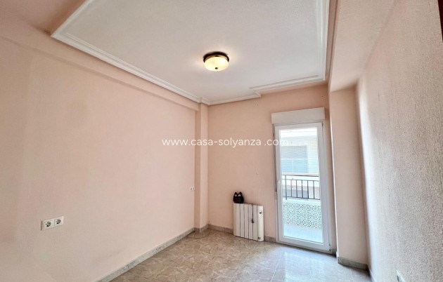 Revente - Appartement - Torrevieja - Paseo Maritimo