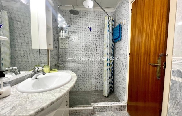 Revente - Appartement - Torrevieja - Paseo Maritimo