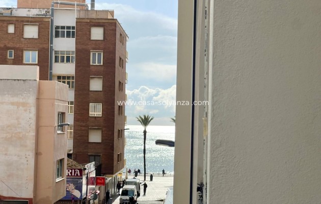 Revente - Appartement - Torrevieja - Paseo Maritimo