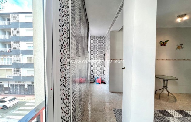 Revente - Appartement - Torrevieja - Paseo Maritimo