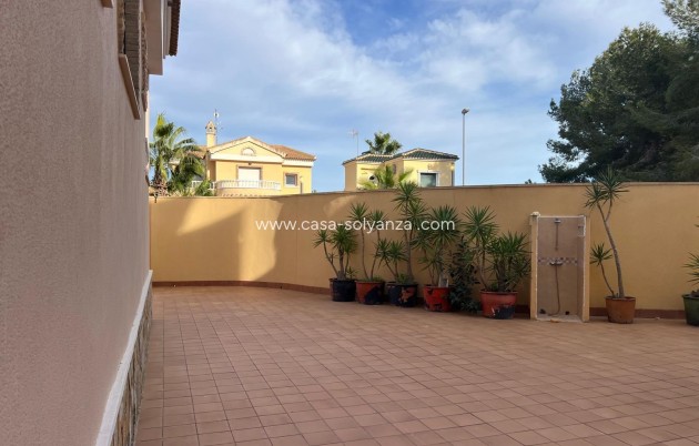 Revente - Villa - Orihuela Costa - Villamartín