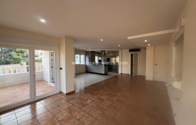 Revente - Villa - Orihuela Costa - Villamartín