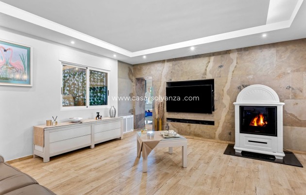 Resale - Villa - Daya Vieja - Costa Blanca