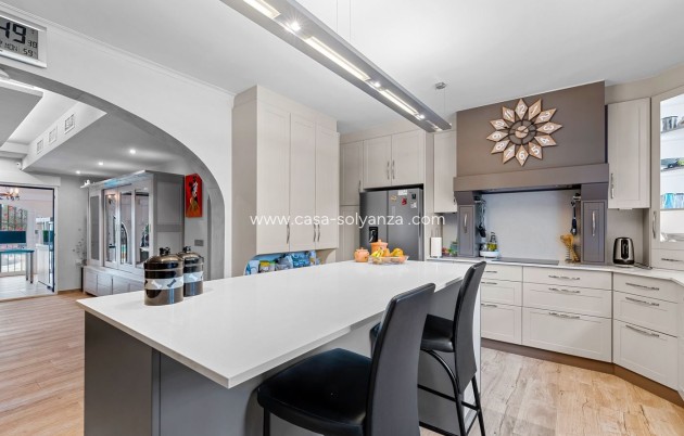 Resale - Villa - Daya Vieja - Costa Blanca