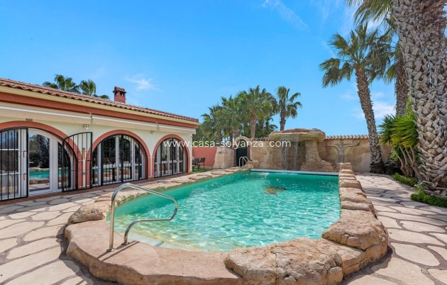 Resale - Villa - Daya Vieja - Costa Blanca