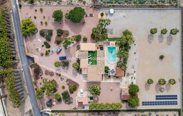 Resale - Villa - Daya Vieja - Costa Blanca